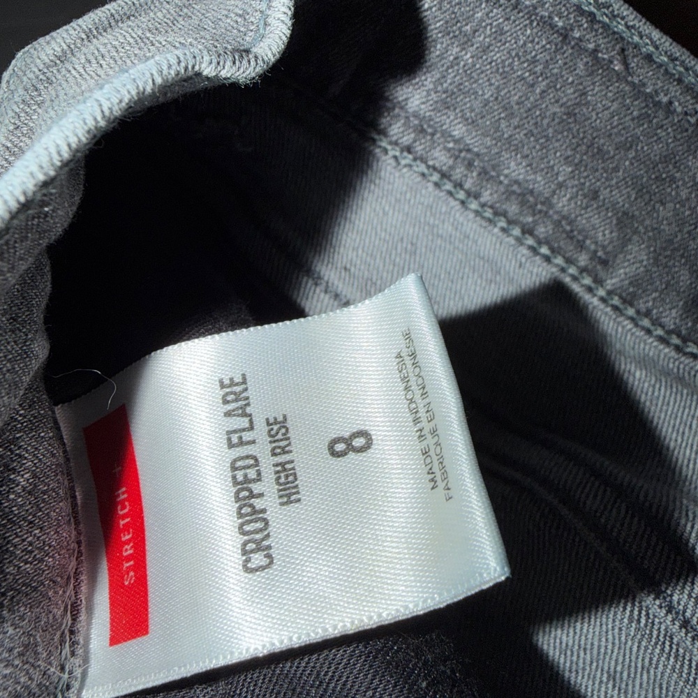 Grey Cropped Jeans - Picture 3 of 4